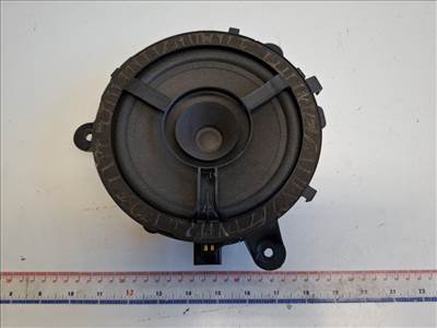 Volvo XC90 jobb hátsó hangszóró 8651019