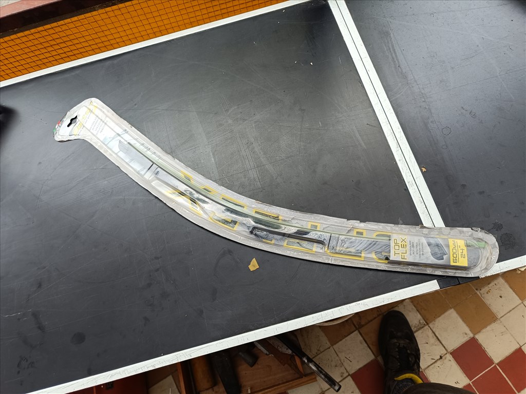 Bottary 600 mm-es ablaktörlő lapát 1. kép