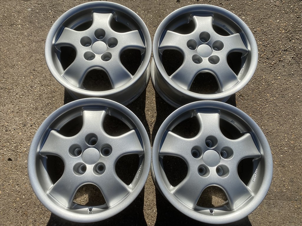 4db Viper 15" VW - Skoda - Toyota alufelni. (4129) 1. kép