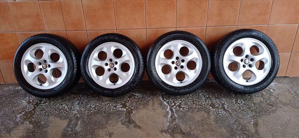 ALFA 147 16" ALUFELNI 5X98 TÉLI 205/55R16 GUMIVAL OLCSÒN!!!!! 1. kép