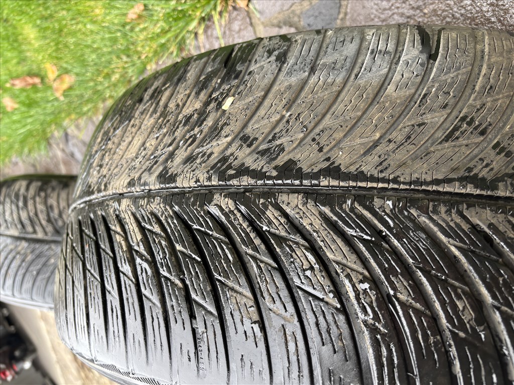  Eredeti BMW X 5-re való karc mentes felnik téli gumival eladók 9. kép