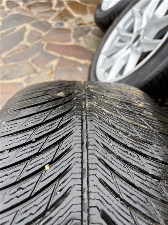  Eredeti BMW X 5-re való karc mentes felnik téli gumival eladók 10. kép