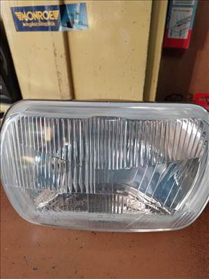 Skoda 105, 120, Első fényszóró  gyári új  443311767102