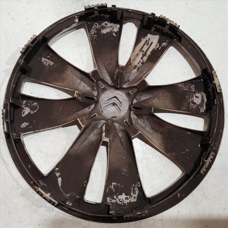 209543 Citroen C3 2010-2016 15"-os dísztárcsa (1db) a képen látható állapotban 9686524080 2. kép