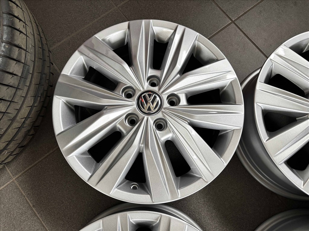 VW Crafter 17" 5x120 gyári alufelni eladó 17 coll 4. kép