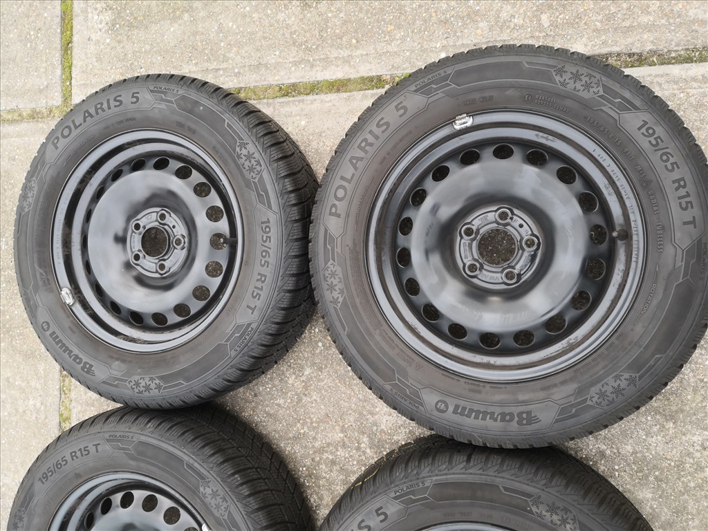 Skoda 15-ös télikerék 5x100-as lyukosztású 3. kép