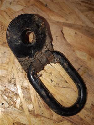 Ford Transit 00-06 Rakományrögzítő Fül