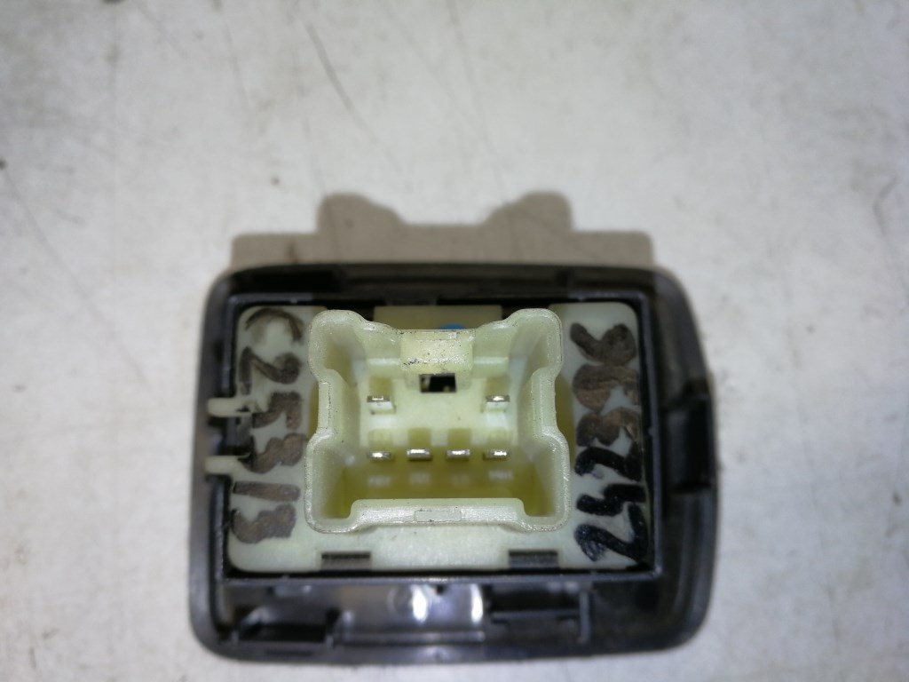 Dacia Lodgy bal hátsó ablakemelõ kapcsoló 254217475R 3. kép