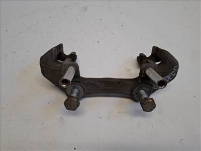 Dacia Sandero (B52) jobb első féknyereg tartó