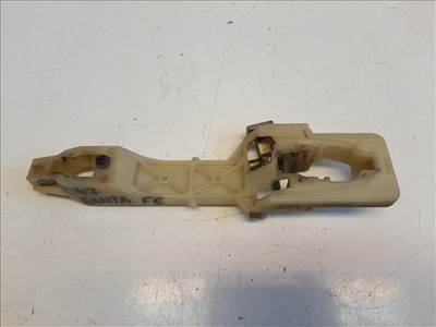 Hyundai Santa Fe bal első kilincsfészek