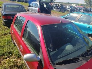 RENAULT CLIO II (BB0/1/2, CB0/1/2) Jobb hátsó Dobbetét (Kerékjárati, Műanyag) 6. kép