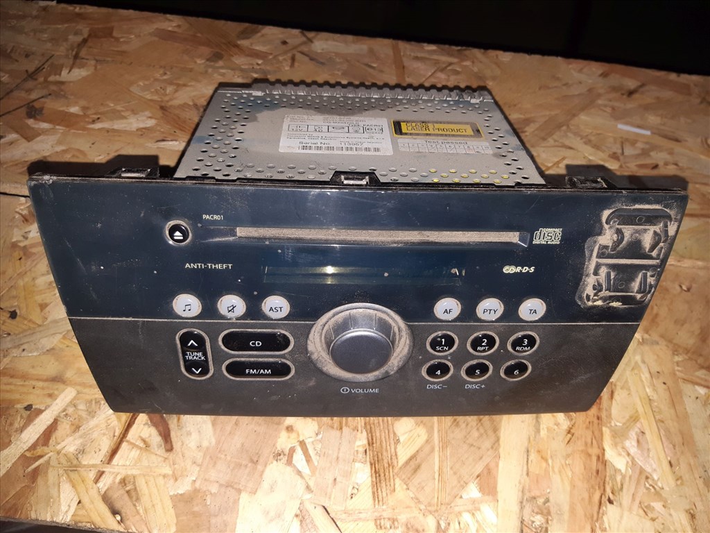 Suzuki Swift III 04-10 Rádiós CD Lejátszó 39101-62J0 1. kép