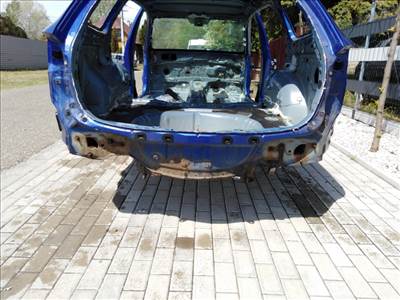 Mazda 6 kombi hátfal