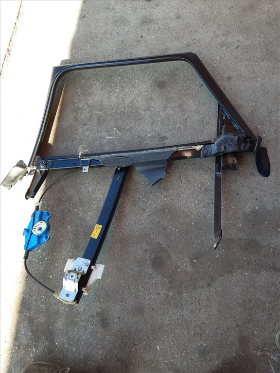 Audi A4 B7 Jobb Hátsó Ablakemelõ Szerkezet Elektromos 8E0 839 462 B 1. kép