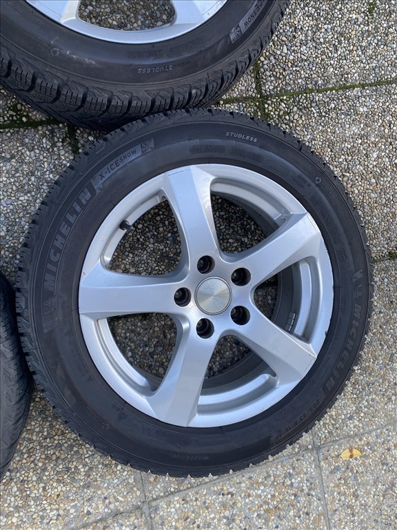  5x112 - 16" , 205/55/16 Michelin téli gumi - vw golfok, caddy, leon, octavia, superb stb stb 3. kép