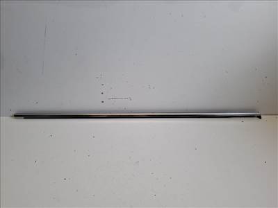 Skoda Karoq jobb első vízlehúzó