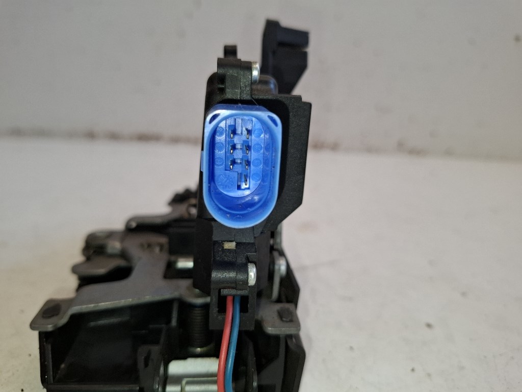 Skoda Octavia (1Z) jobb hátsó ajtózár 7L0839016D 4. kép