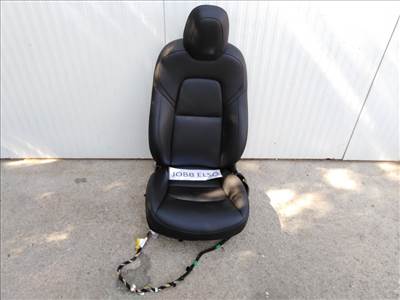 Tesla Model 3  ülés