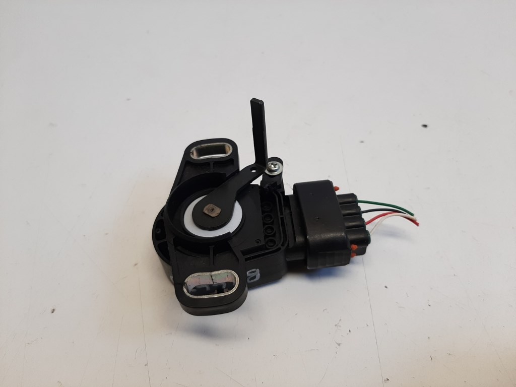 Toyota prius (XW20) féklámpa kapcsoló 8951047020 2. kép