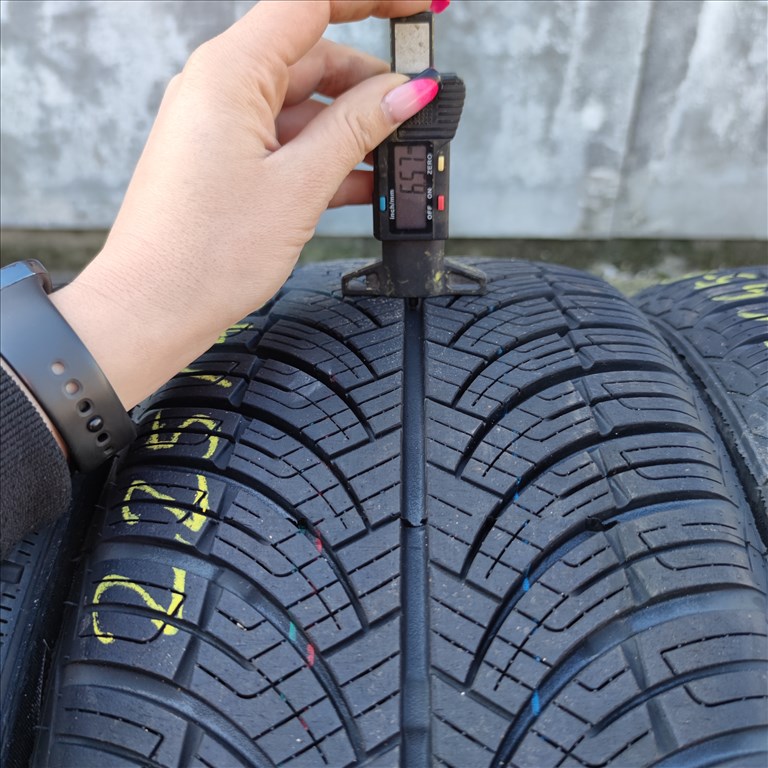 225/45 R17 Arivo négyévszakos gumi 99500ft a 4db/9/ 1. kép