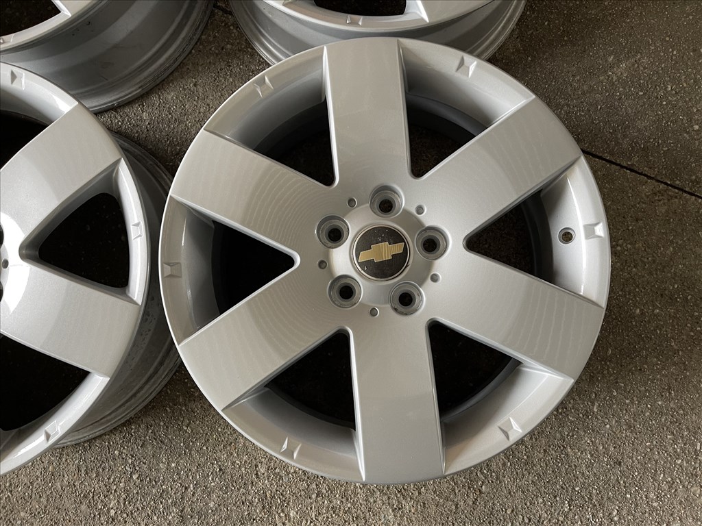 17-es, 5x115 újszerű gyári Chevrolet alufelni 2. kép