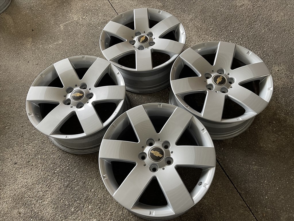 17-es, 5x115 újszerű gyári Chevrolet alufelni 3. kép