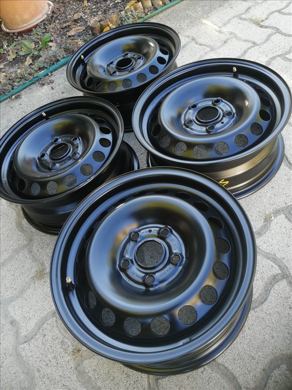 5x112 VW Golf VII., V., VI., Touran, Jetta, Caddy 15" lemezfelni  2. kép