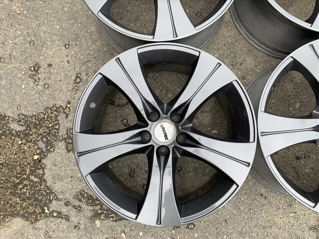  19-es, 5x112-es újszerű Alutec alufelni 2. kép