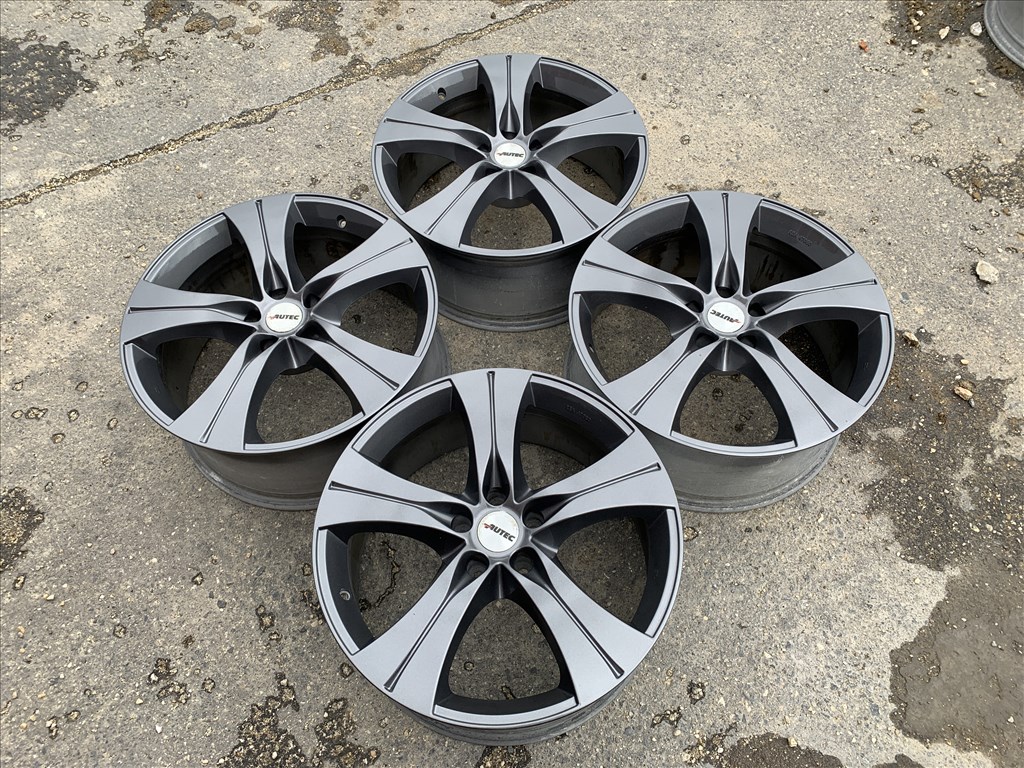  19-es, 5x112-es újszerű Alutec alufelni 3. kép