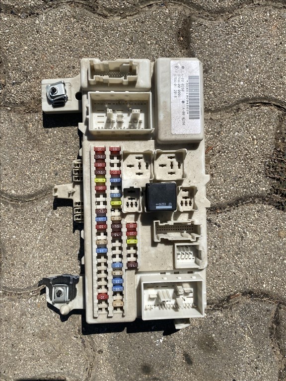 Ford Focus mk2 4M5T14A073 Biztosítéktábla Utastér 1. kép