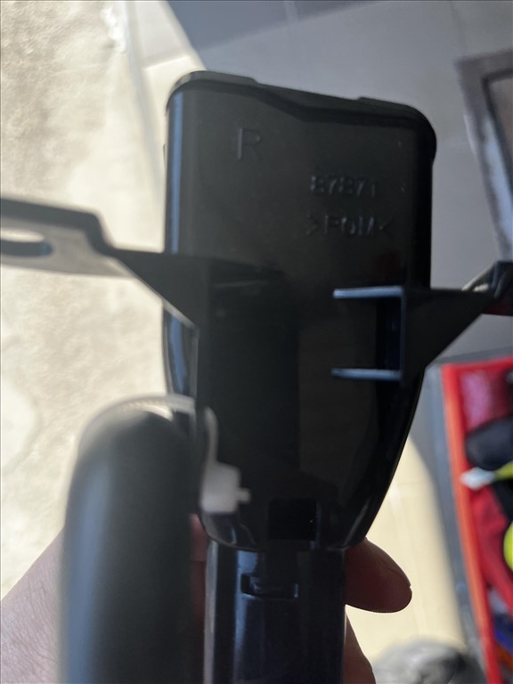 Mitsubishi Outlander II 2.0 DI-D 4WD Mitsubushi Outlander MK2 fényszorómósó 209231 462640236 6. kép