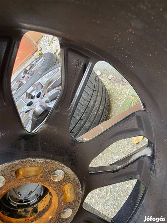  5x114.3 lyukosztású 18" újszerű Borbet alufelni, rajta 225/45 kopott nyári gumi gumi  4. kép
