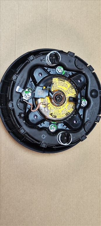 Jaguar xe első légzsák  gx73043b13 gx73043b13ab 3. kép