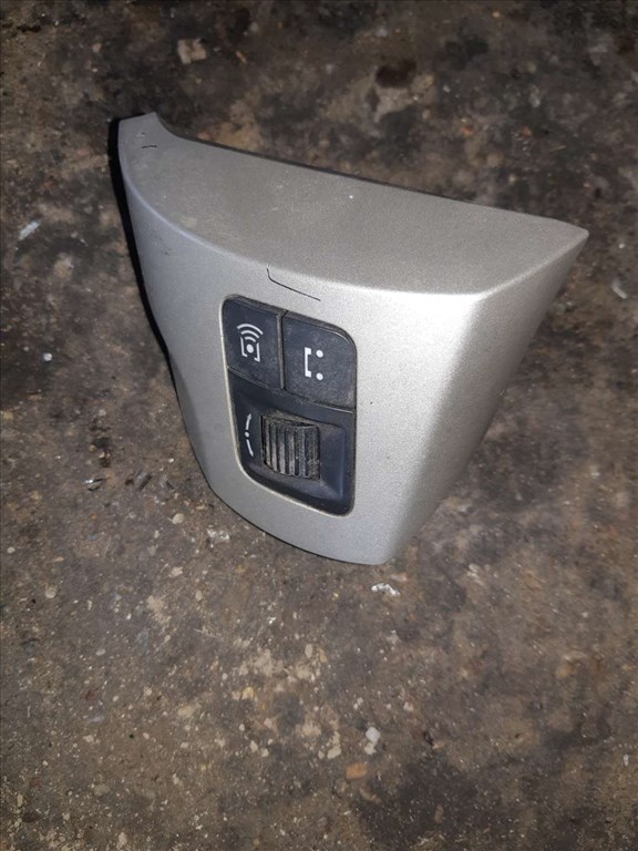 Opel Corsa D Bal Multikormány Kapcsoló 13222330 1. kép