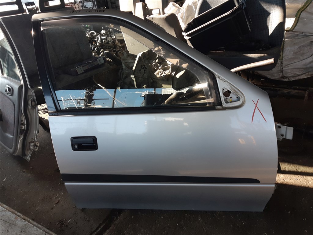Suzuki Swift II 96-03 Jobb Elsõ Ajtó 1. kép