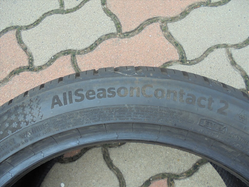Új 235/45 R 18-as 1 db Continetal 2023-as néyévszakos gumi eladó 4. kép