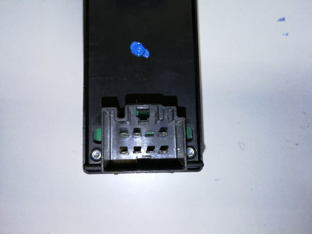 Ford Fiesta bal elsõ ablakemelõ kapcsoló 8A6T14A132CC 3. kép