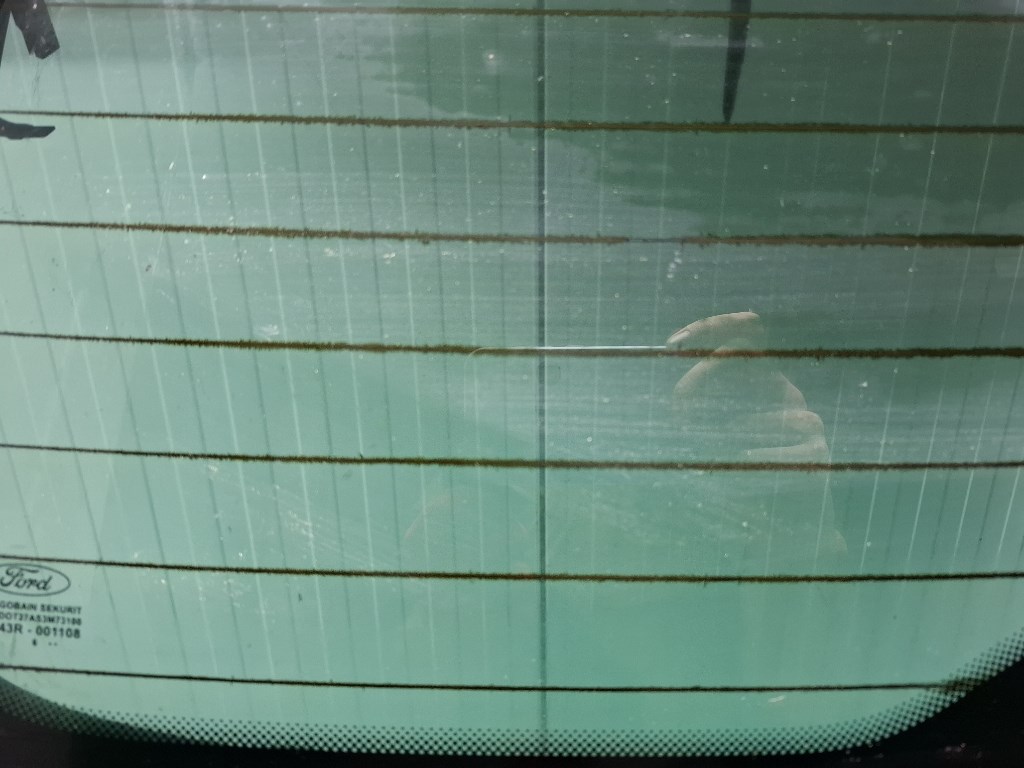 Ford Focus C-max hátsó szélvédõ 2. kép