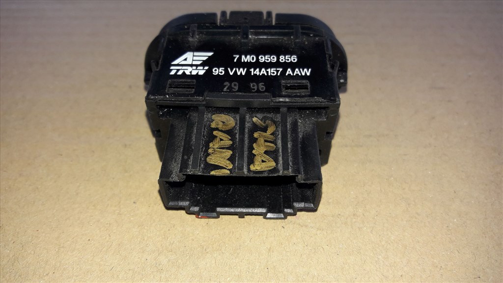 Volkswagen Sharan I Ablakemelõ Kapcsoló 7M0 959 856 2. kép