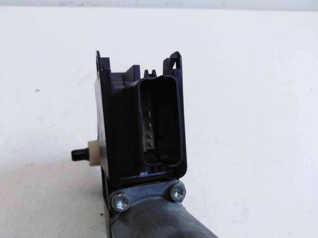 Hyundai I 40 jobb elsõ ablakemelõ motor 5. kép