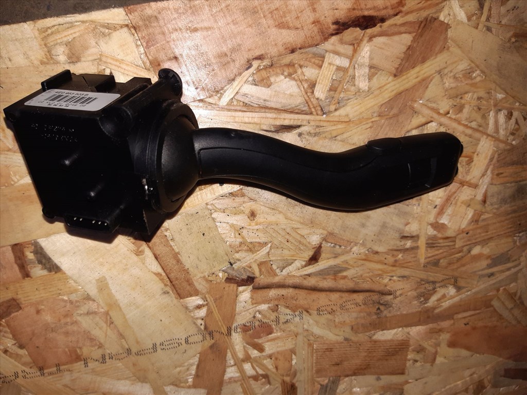 Audi A4 B6 Ablaktörlõ Kapcsoló 2. kép