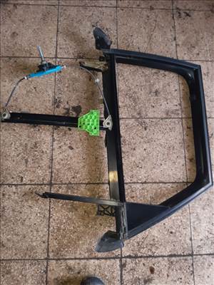 Audi A4 B6 Bal Hátsó Ablakemelő Szerkezet Mechanikus