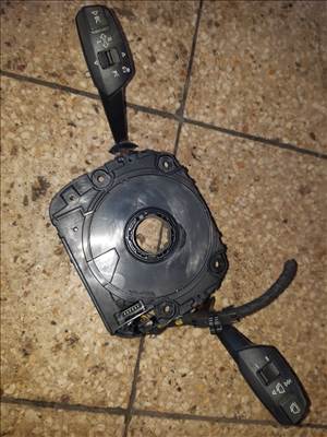 BMW E90 Bajuszkapcsoló LZ 9 121 741-01