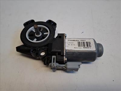 Toyota Aygo (AB10) jobb első ablakemelő motor