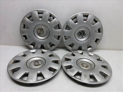 Volkswagen Golf IV (1J) dísztárcsa 1J0601147P