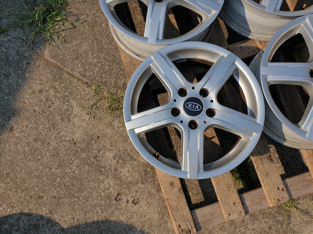 16" 5x114,3 KIA 4. kép