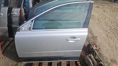 Volvo XC70 D5 AWD Bal első ajtó 