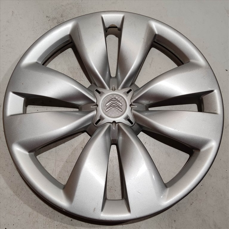 209541 Citroen C3 2010-2016 15"-os dísztárcsa (1db) a képen látható állapotban 9686524080 1. kép