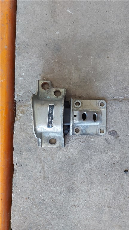 Fiat DUCATO Citroen JUMPER Peugeot BOXER 06 Váltótartó gumi bak 7014 1346984080 1. kép