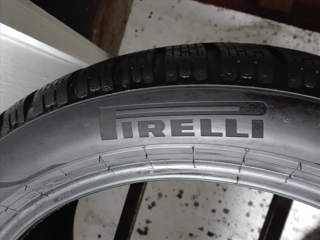 245/45R18 Pirelli téli gumi garnitúra 245/45 r18 5. kép